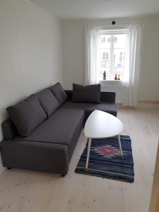 Vaelrenoverad Fin Laegenhet I Charmigt Omrade Soderhamn Exterior photo
